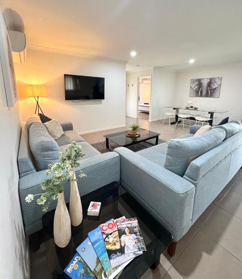 Bundys Best! Modern Luxury In The Heart Of Town Bundaberg Exterior photo