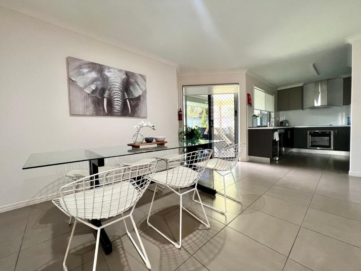Bundys Best! Modern Luxury In The Heart Of Town Bundaberg Exterior photo